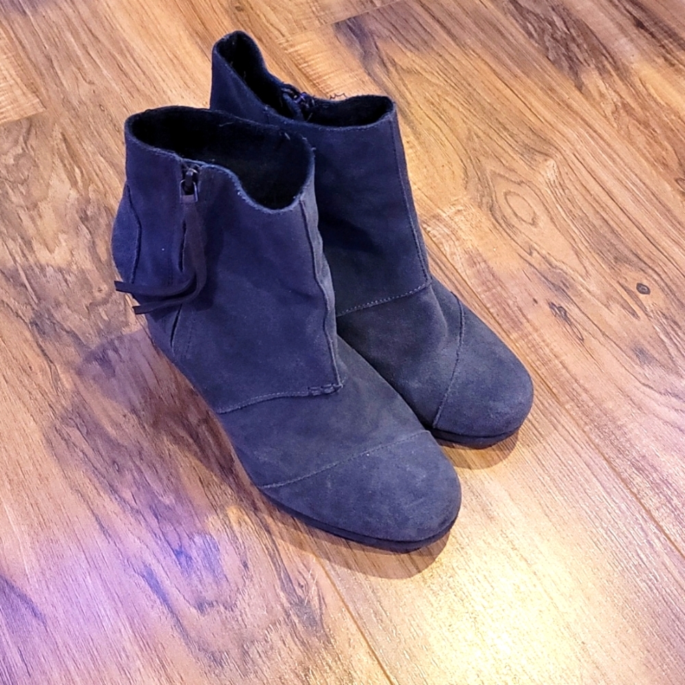 Toms booties - Picture 3 of 9